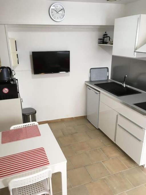 Studio Quartier Vaucelles Caen Exterior photo