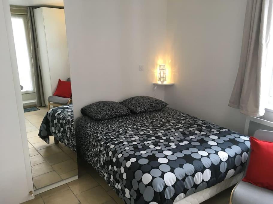 Studio Quartier Vaucelles Caen Exterior photo